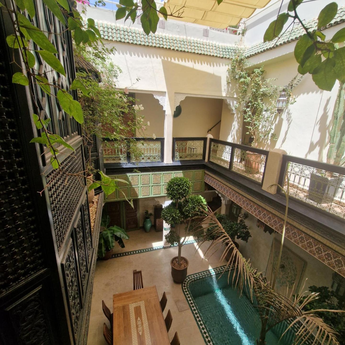 Dalla Santa Riad *