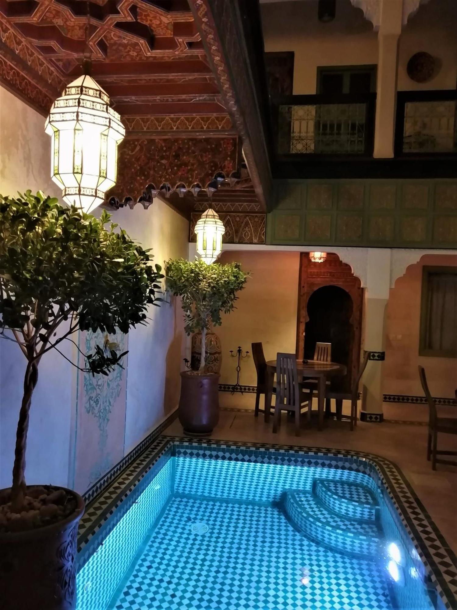 Dalla Santa Riad *